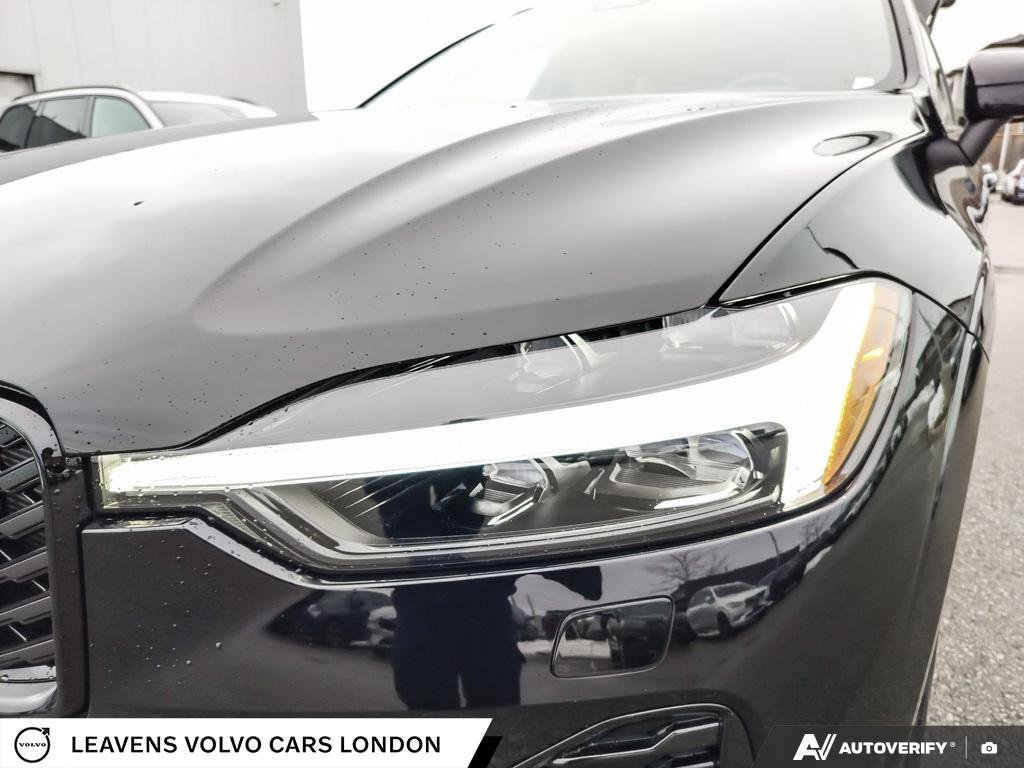2026 Volvo XC60 PLUS DARK THEME-7