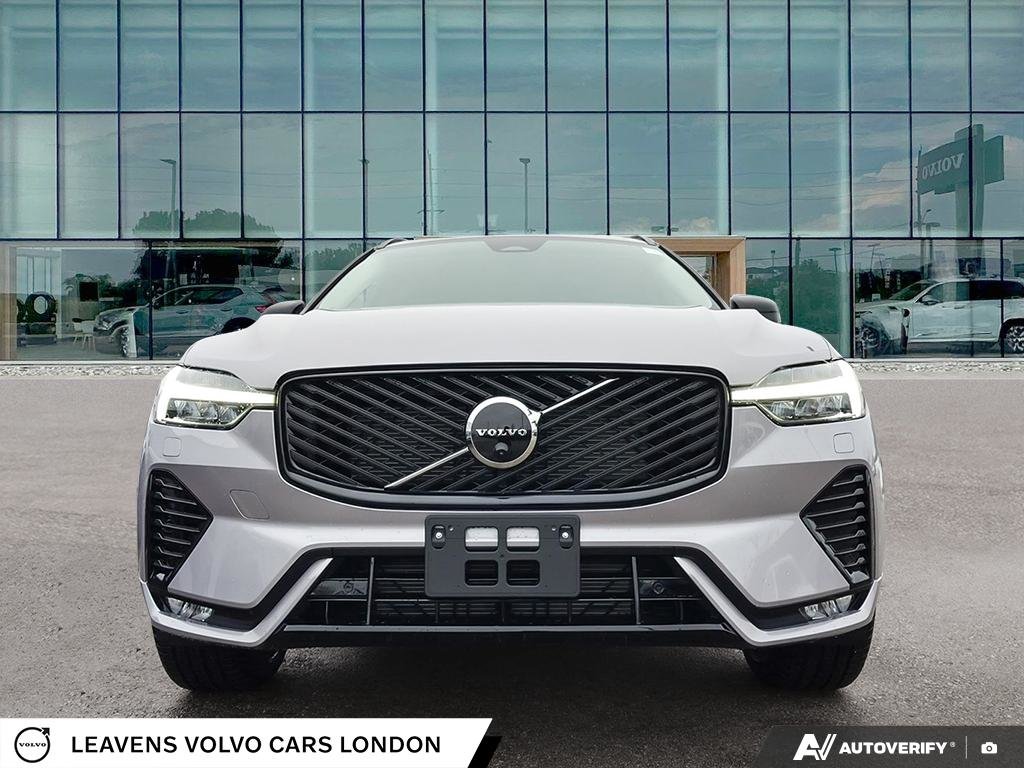 2026 Volvo XC60 PLUS DARK THEME-1