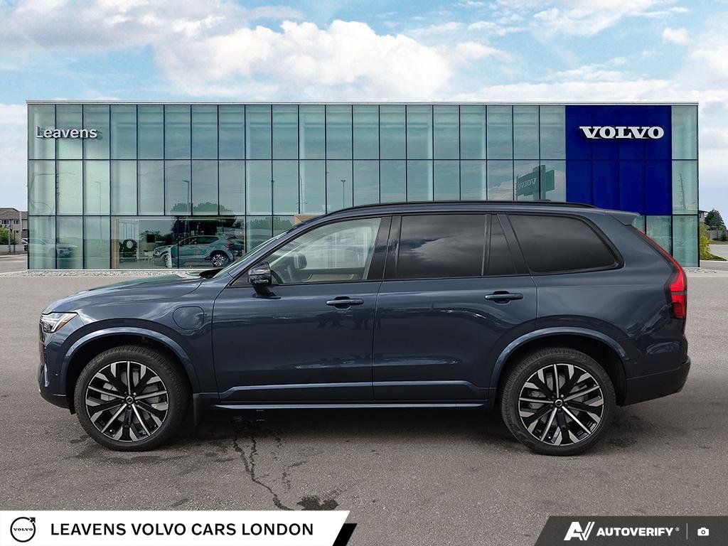 2026 Volvo XC90 PLUG-IN HYBRID PLUS DARK THEME-2