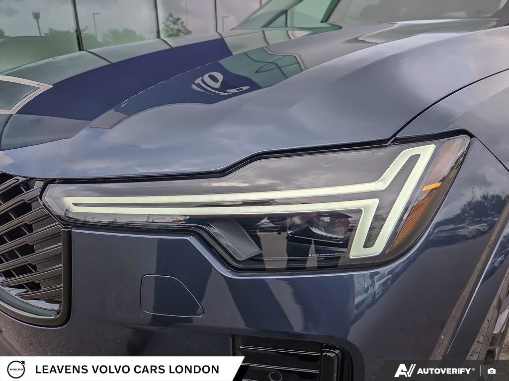 2026 Volvo XC90 PLUG-IN HYBRID PLUS DARK THEME-7