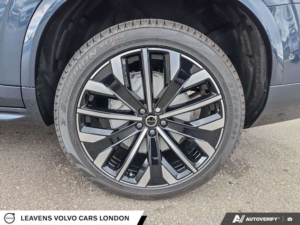 2026 Volvo XC90 PLUG-IN HYBRID PLUS DARK THEME-5