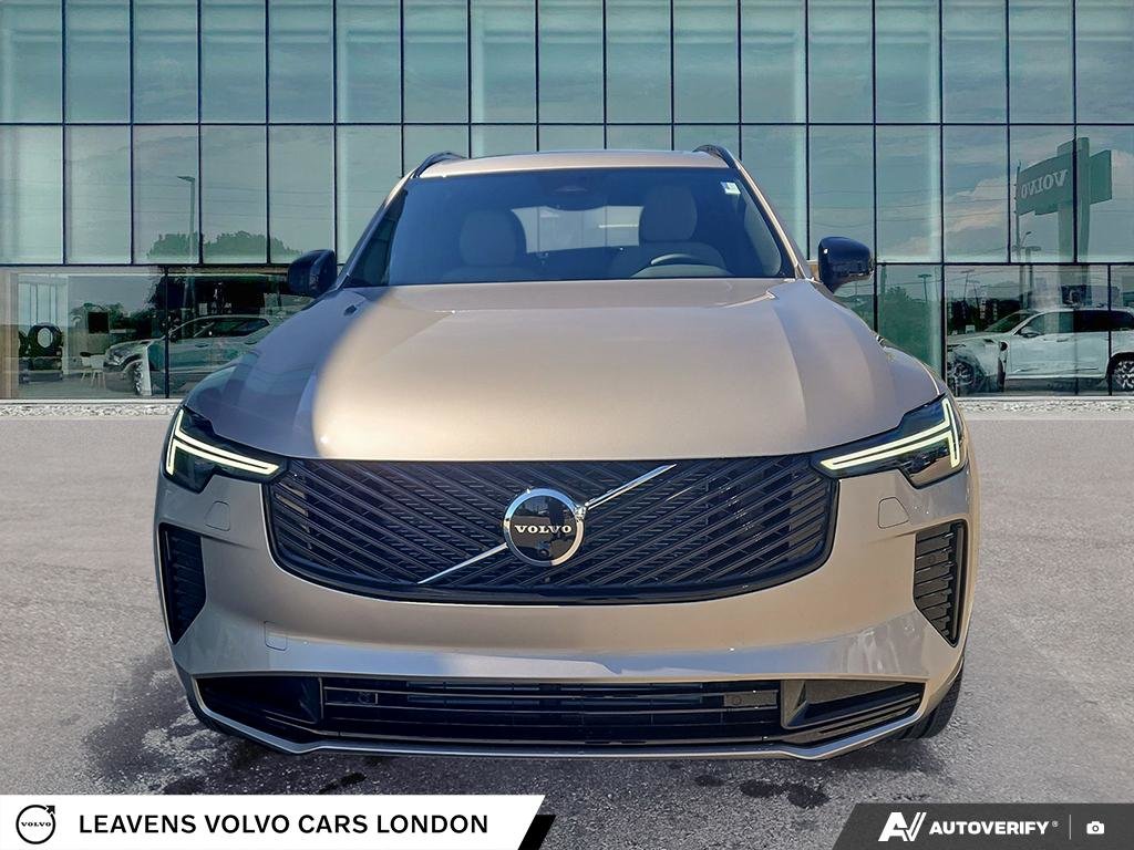 2026 Volvo XC90 PLUG-IN HYBRID PLUS DARK THEME-1