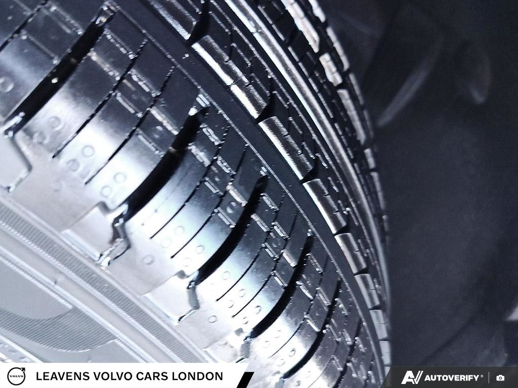 2026 Volvo XC90 PLUG-IN HYBRID CORE BRIGHT THEME-6