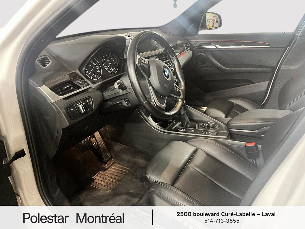BMW X1 XDrive28i 2017 à Laval, Québec - 8 - w1024h768px