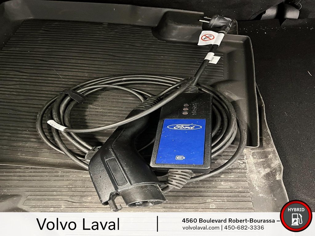 Ford Escape PHEV 2024 à Laval, Québec - 13 - w1024h768px