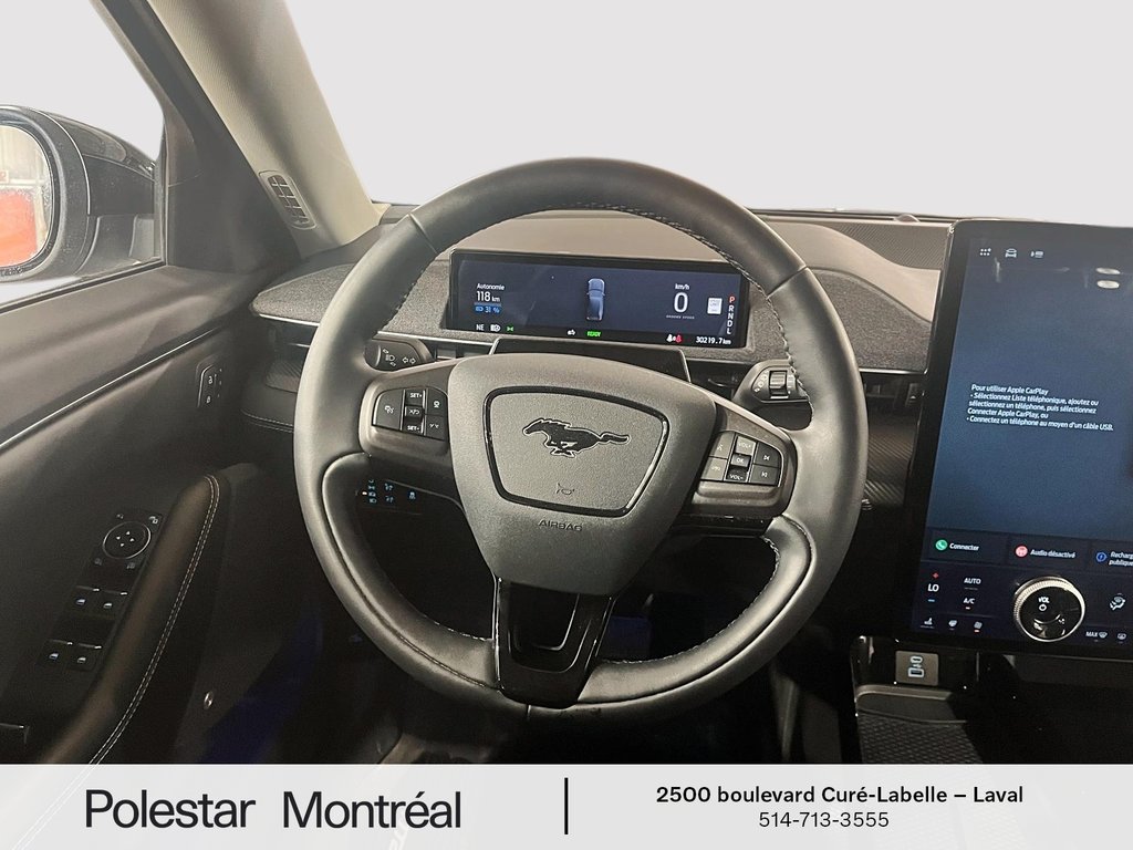 2022 Ford Mustang Mach-E Premium in Laval, Quebec - 14 - w1024h768px
