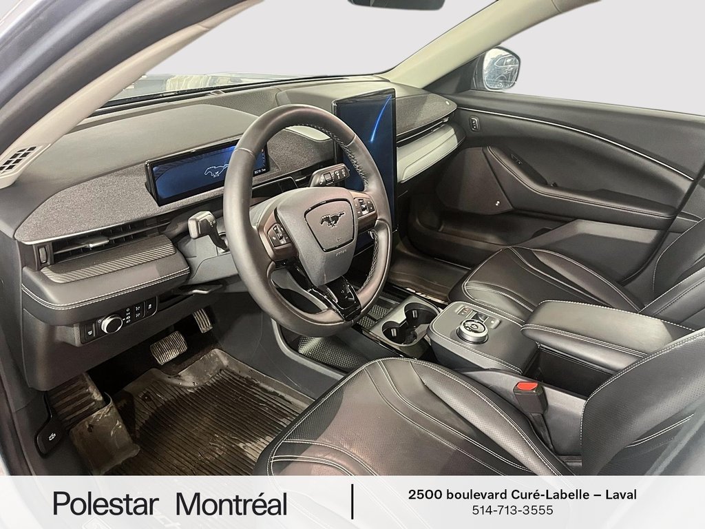 2022 Ford Mustang Mach-E Premium in Laval, Quebec - 9 - w1024h768px