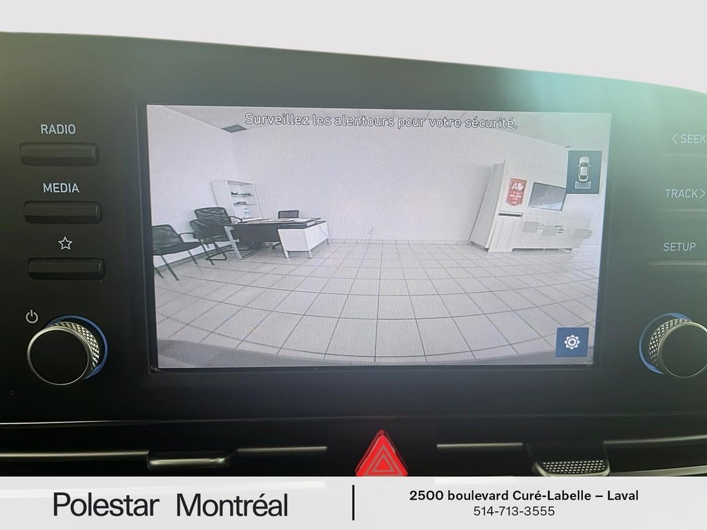 2022 Hyundai Elantra Preferred in Laval, Quebec - 15 - w1024h768px