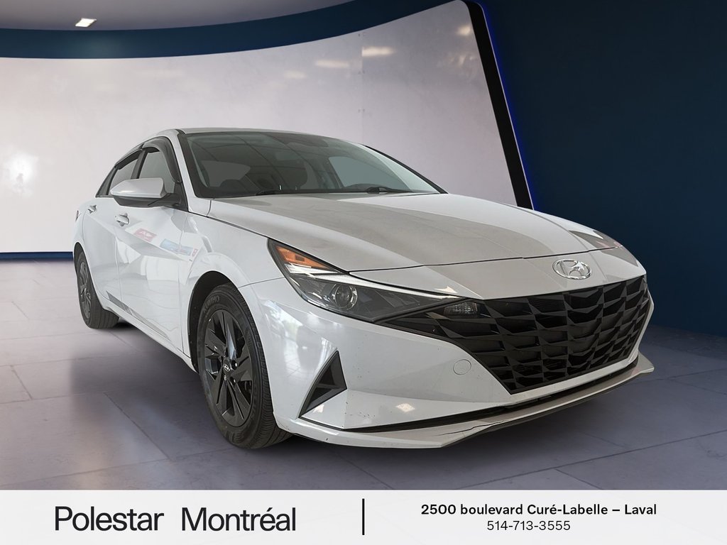 2022 Hyundai Elantra Preferred in Laval, Quebec - 3 - w1024h768px