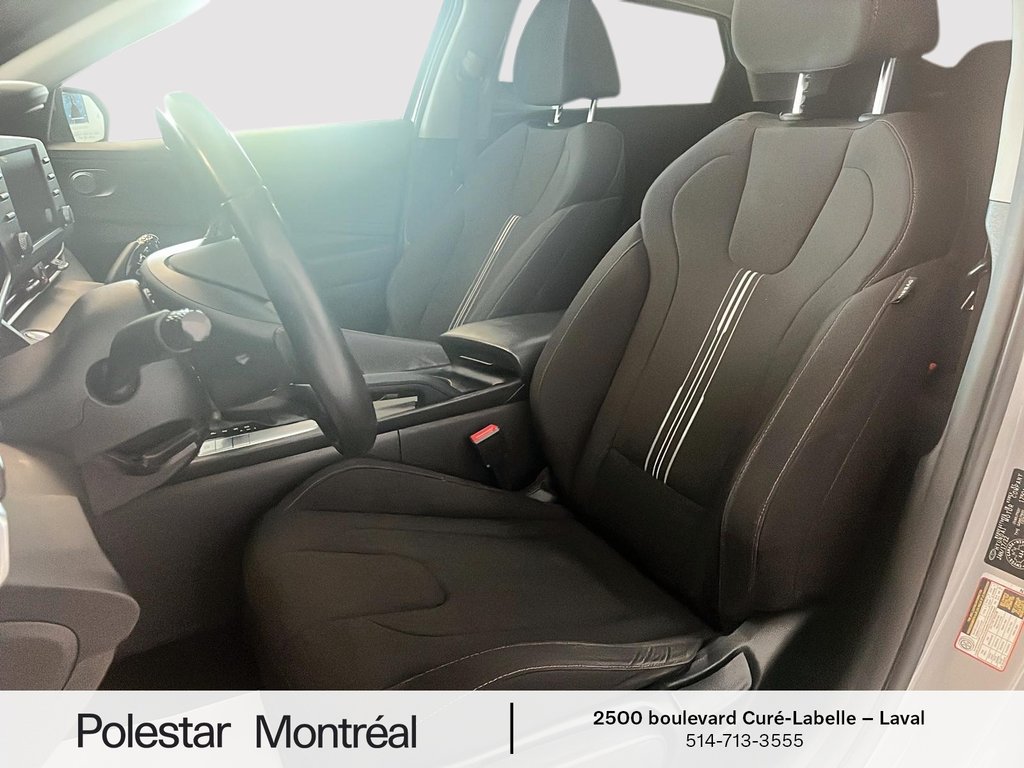 2022 Hyundai Elantra Preferred in Laval, Quebec - 9 - w1024h768px
