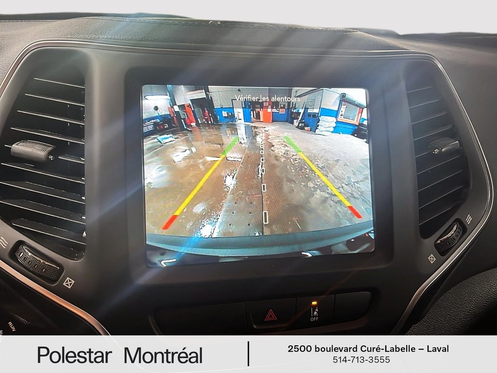 2022 Jeep Cherokee Altitude in Laval, Quebec - 16 - w1024h768px