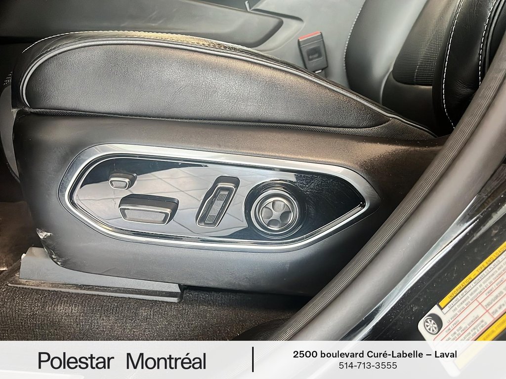 Jeep Grand Cherokee Overland 2023 à Laval, Québec - 14 - w1024h768px