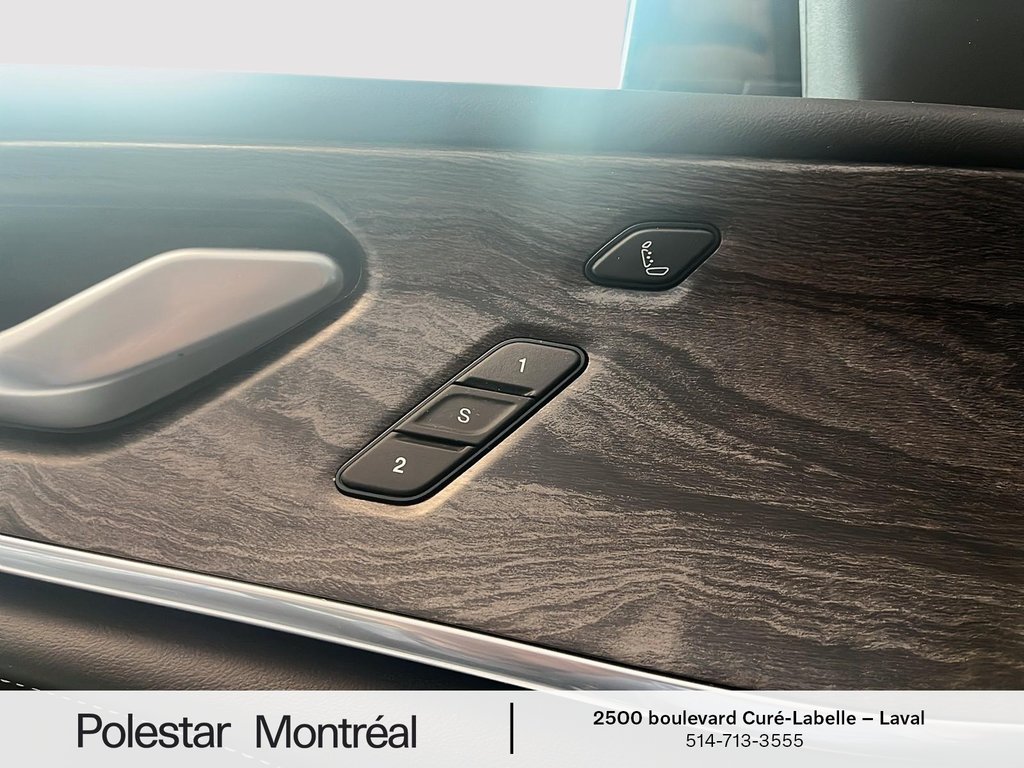 Jeep Grand Cherokee Overland 2023 à Laval, Québec - 18 - w1024h768px
