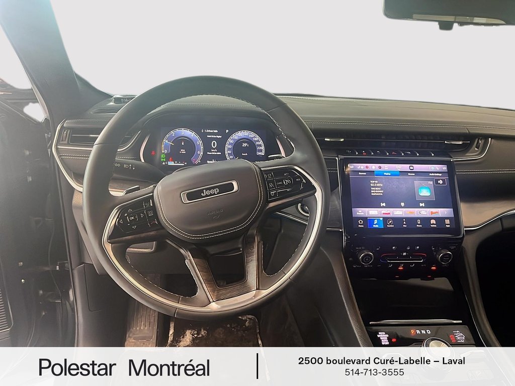 Jeep Grand Cherokee Overland 2023 à Laval, Québec - 13 - w1024h768px