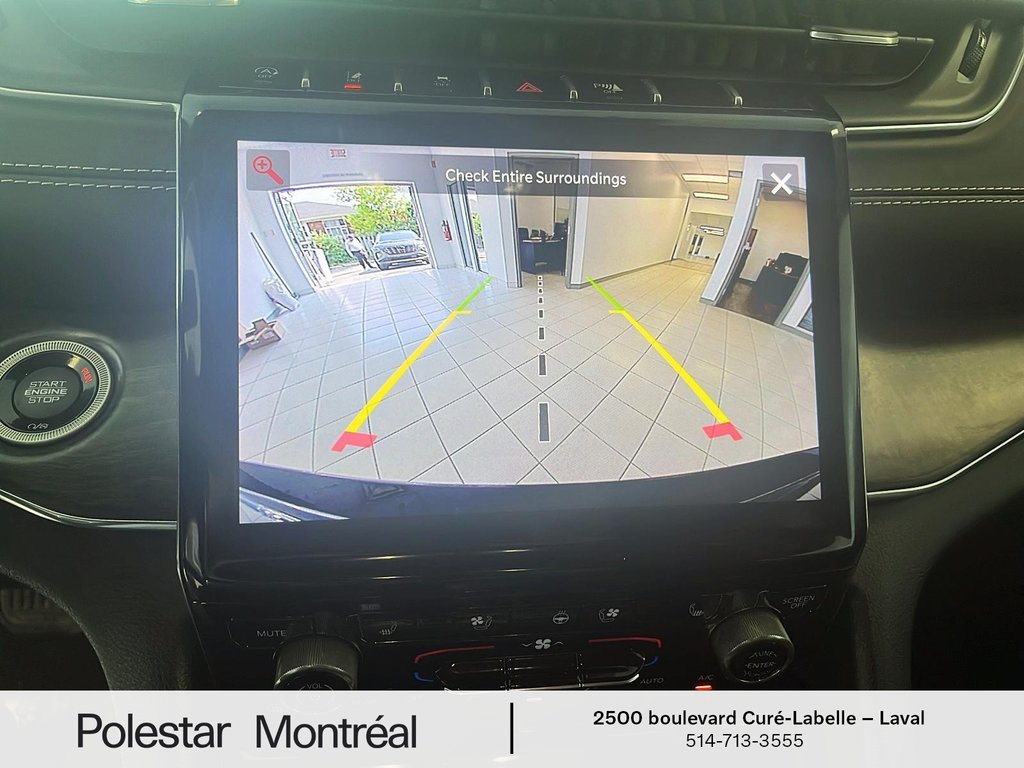 Jeep Grand Cherokee Overland 2023 à Laval, Québec - 16 - w1024h768px
