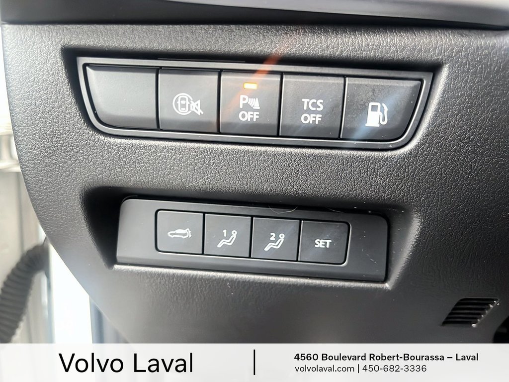 Mazda CX-70 PHEV GT 2025 à Laval, Québec - 16 - w1024h768px