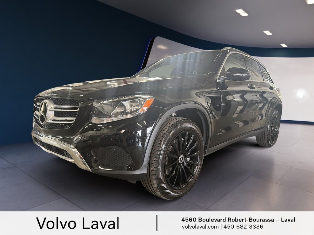 2018 Mercedes-Benz GLC 300 in Laval, Quebec - 1 - w1024h768px