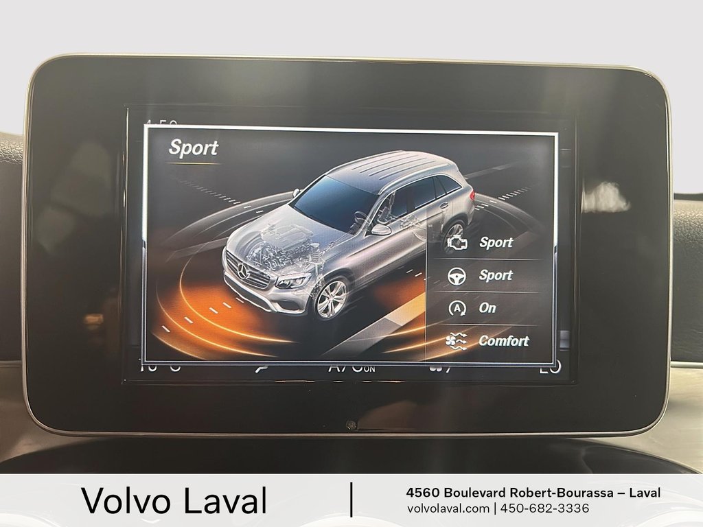2018 Mercedes-Benz GLC 300 in Laval, Quebec - 15 - w1024h768px