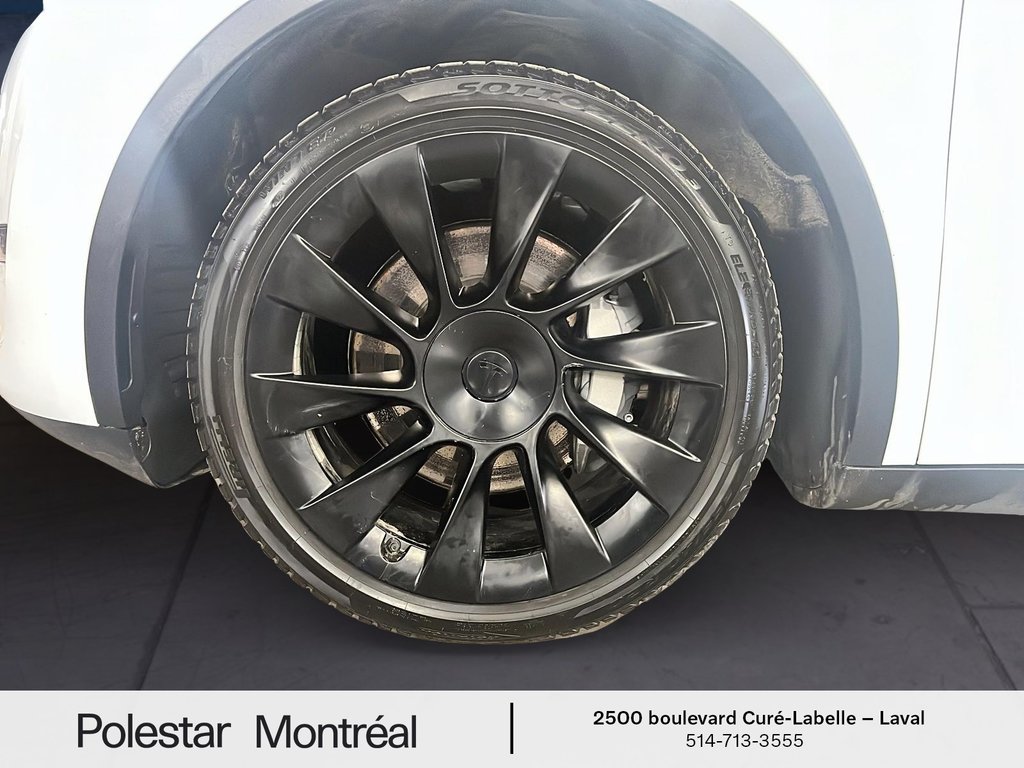 2023 Tesla Model Y BASE in Laval, Quebec - 4 - w1024h768px