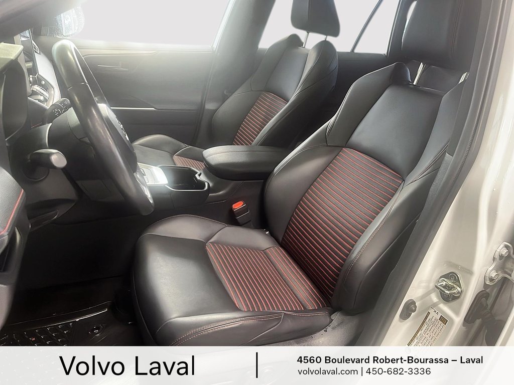 2023 Toyota RAV4 Prime XSE in Laval, Quebec - 9 - w1024h768px