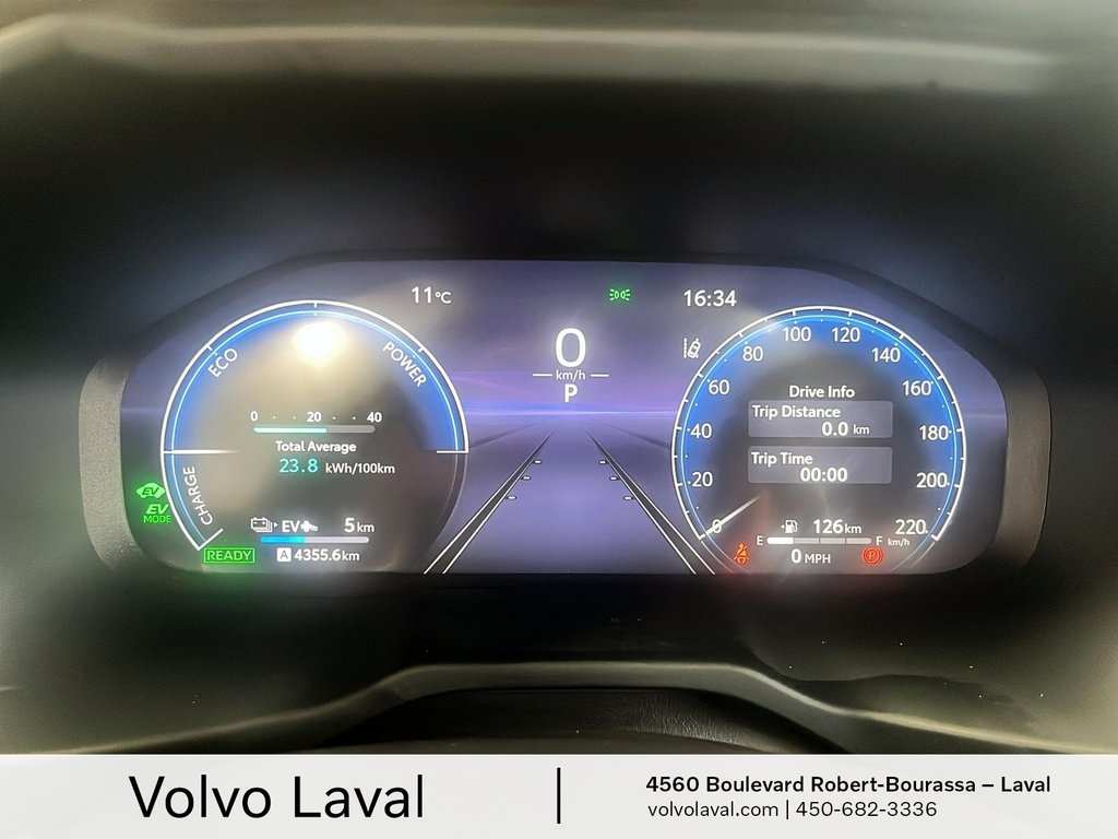 2023 Toyota RAV4 Prime XSE in Laval, Quebec - 12 - w1024h768px
