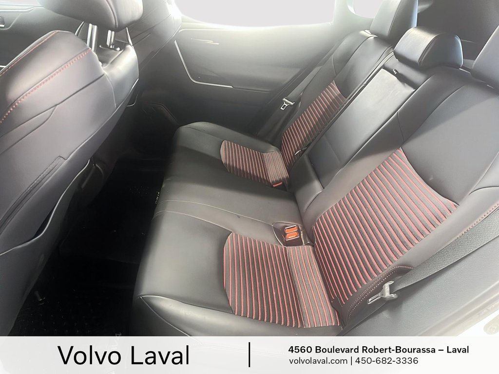 2023 Toyota RAV4 Prime XSE in Laval, Quebec - 16 - w1024h768px