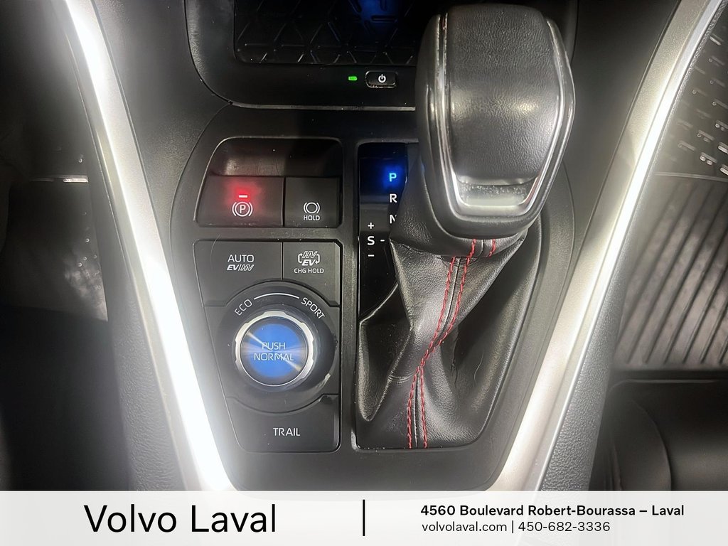 2023 Toyota RAV4 Prime XSE in Laval, Quebec - 15 - w1024h768px