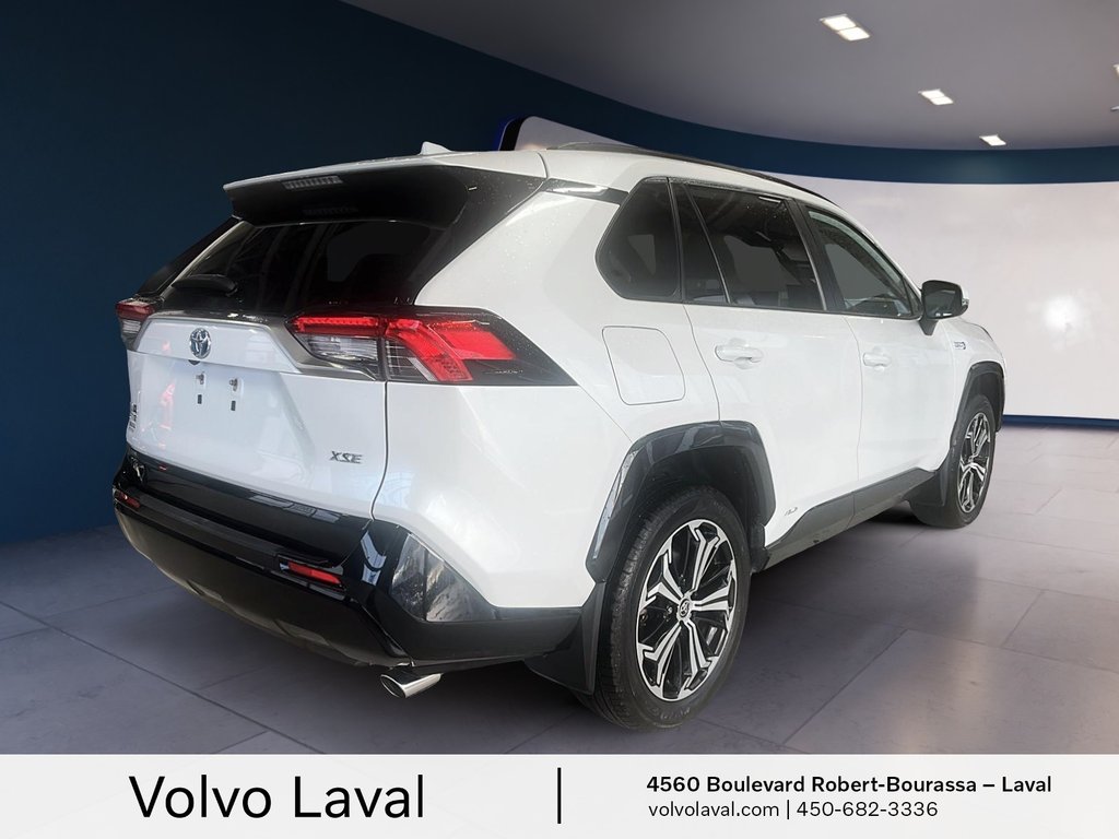 2023 Toyota RAV4 Prime XSE in Laval, Quebec - 7 - w1024h768px