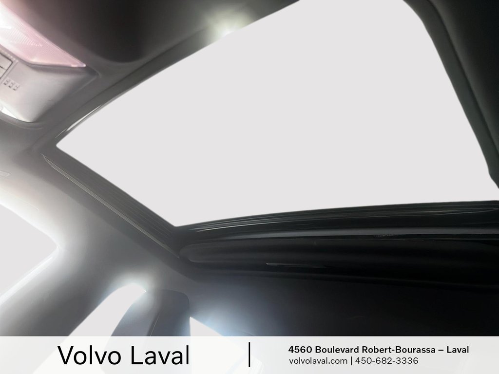 2023 Toyota RAV4 Prime XSE in Laval, Quebec - 19 - w1024h768px