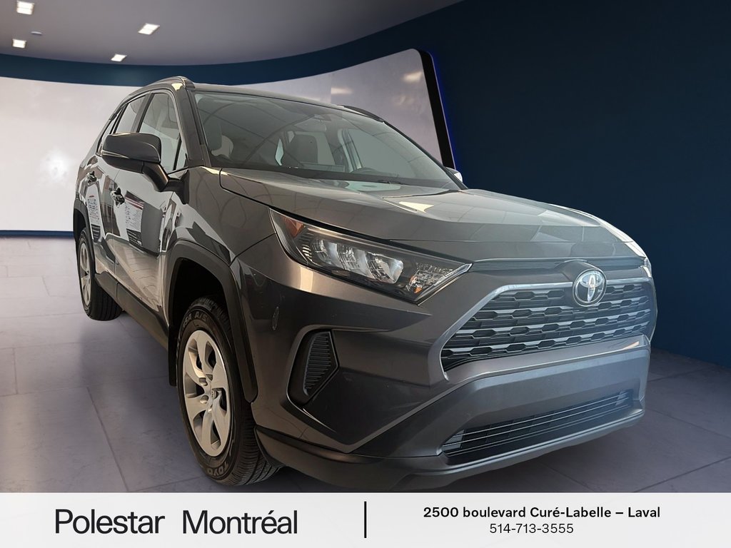 Toyota RAV4 LE 2021 à Laval, Québec - 3 - w1024h768px