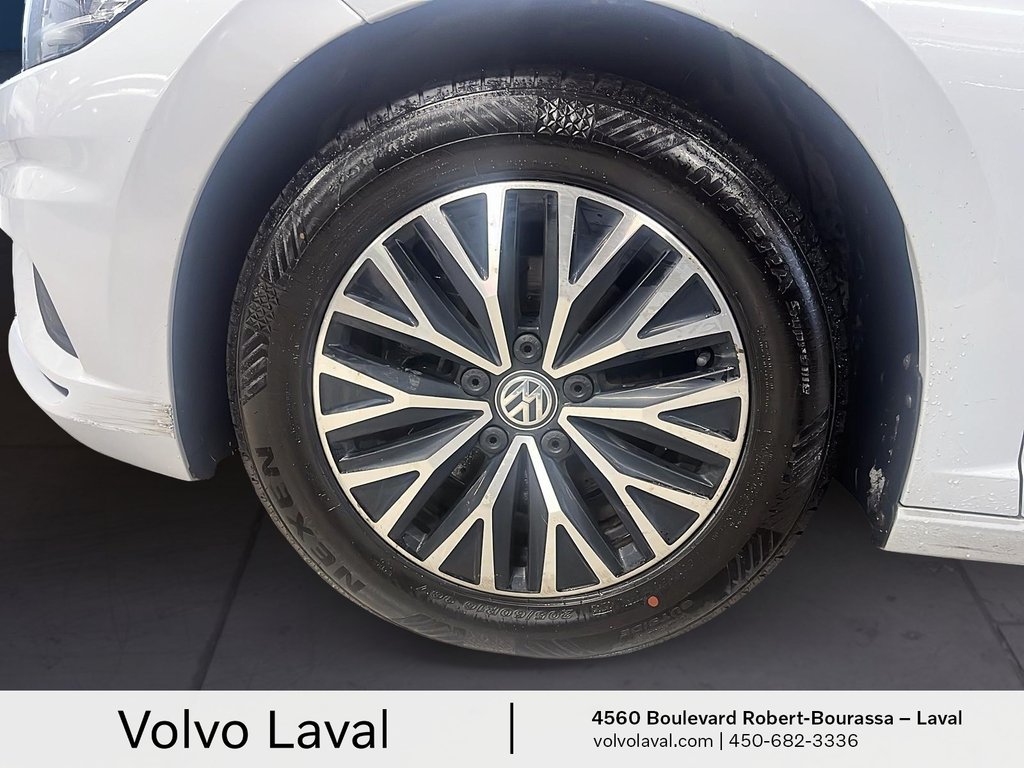 Volkswagen Jetta Highline 2019-3