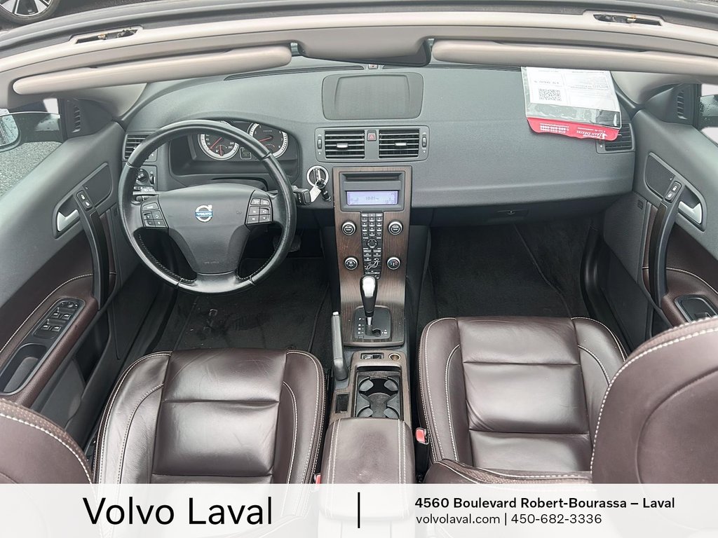 Volvo C70 T5 Premier Plus 2013 à Laval, Québec - 10 - w1024h768px