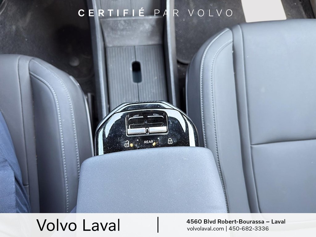 Volvo EX30 Ultra 2025 à Laval, Québec - 15 - w1024h768px