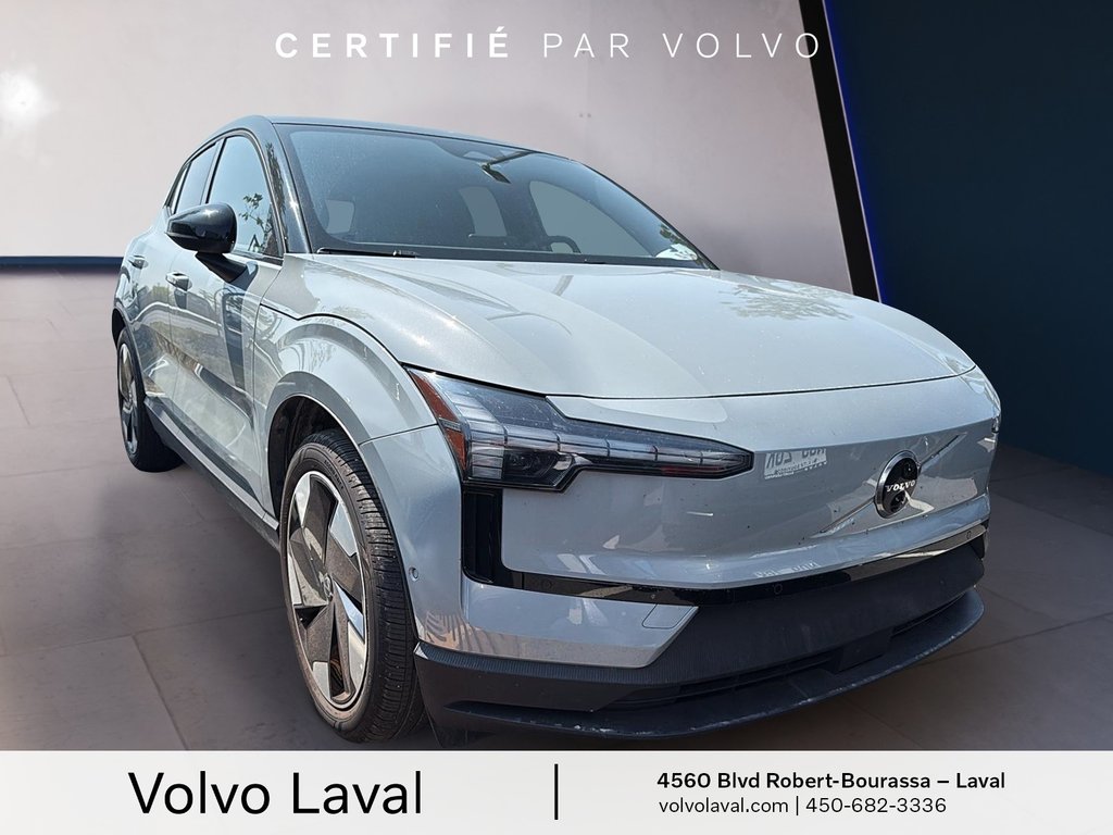 Volvo EX30 Ultra 2025 à Laval, Québec - 4 - w1024h768px