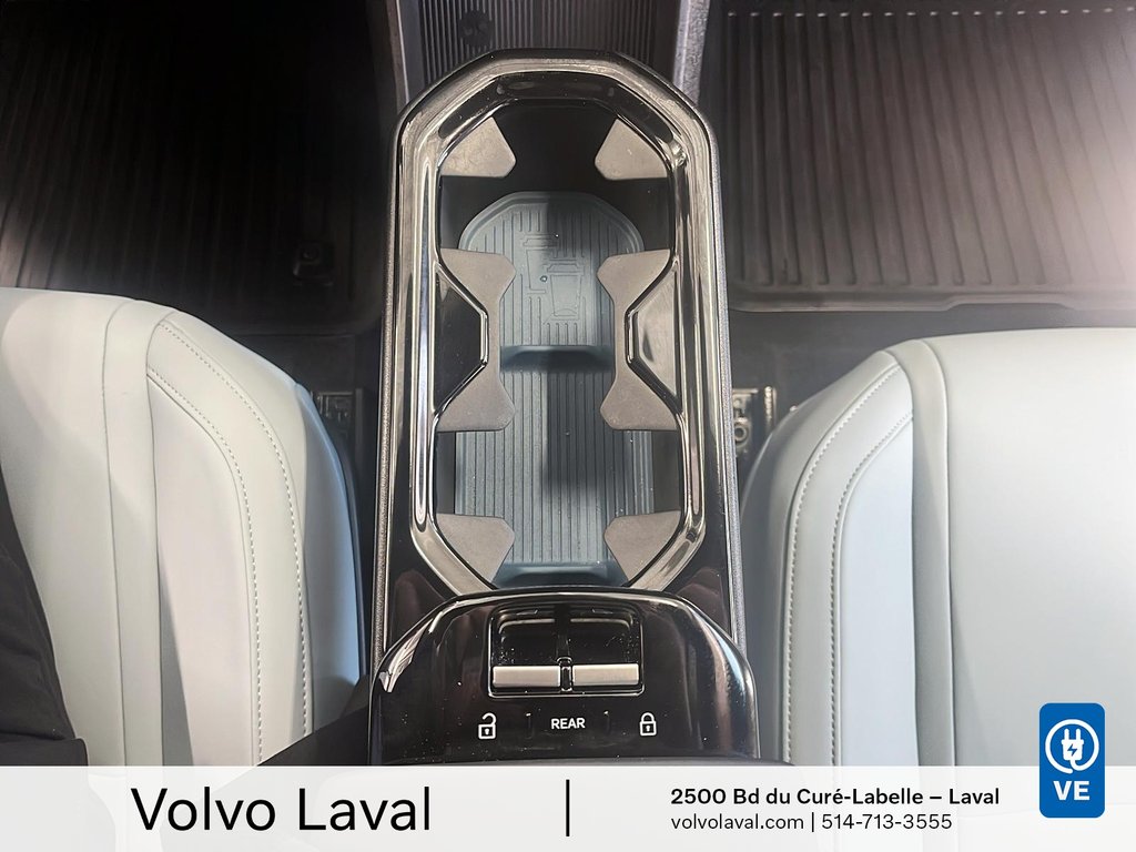 2025 Volvo EX30 Ultra in Brossard, Quebec - 20 - w1024h768px