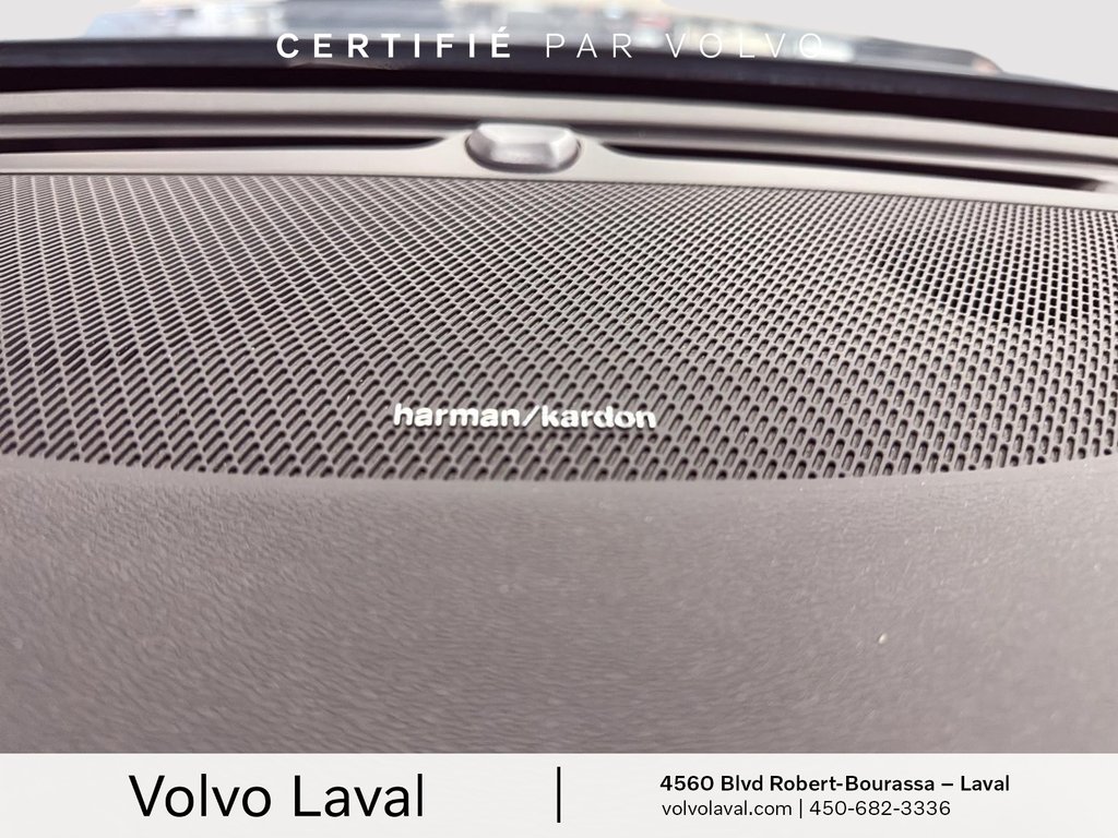 2022 Volvo S60 Recharge R-Design in Laval, Quebec - 16 - w1024h768px