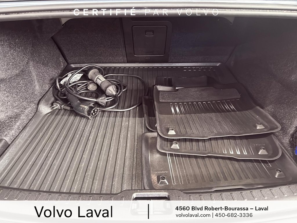 2022 Volvo S60 Recharge R-Design in Laval, Quebec - 21 - w1024h768px