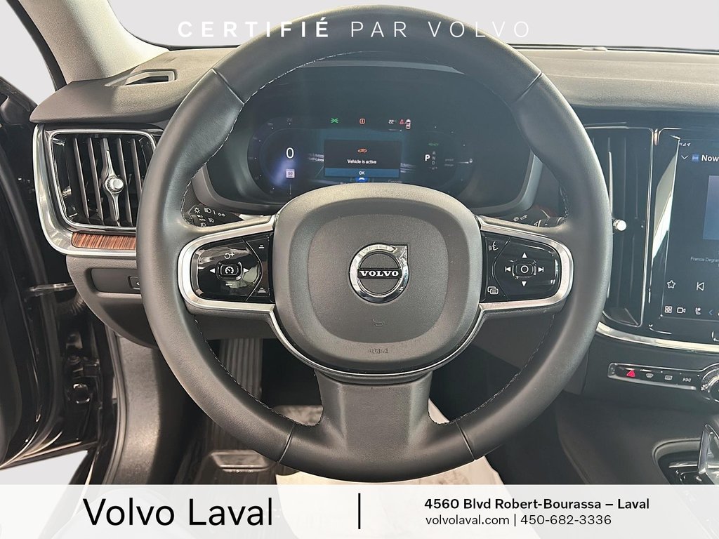 Volvo S60 Recharge Plus Dark Theme 2024 à Laval, Québec - 7 - w1024h768px