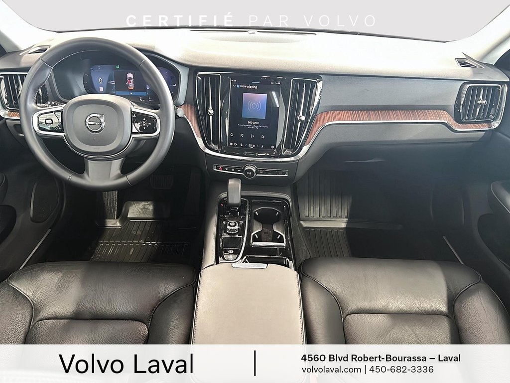 Volvo S60 Recharge Plus Dark Theme 2024 à Laval, Québec - 8 - w1024h768px