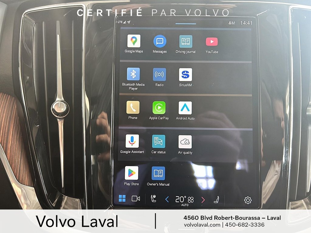 Volvo S60 Recharge Plus Dark Theme 2024 à Laval, Québec - 15 - w1024h768px