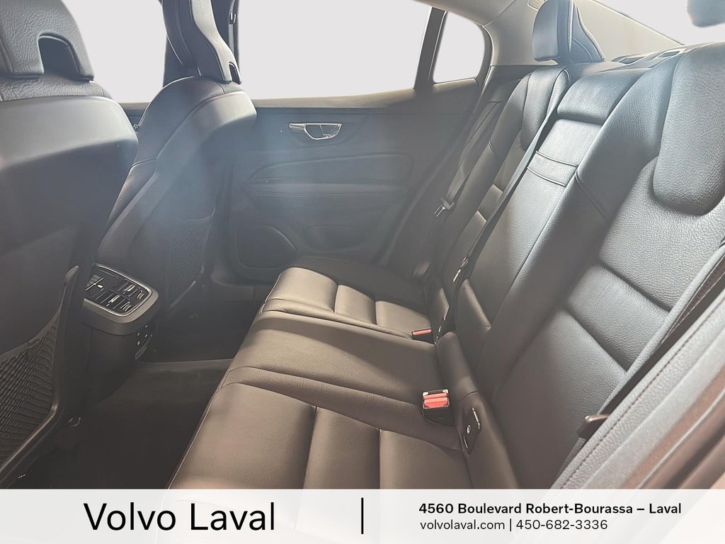 2019 Volvo S60 Momentum in Laval, Quebec - 14 - w1024h768px