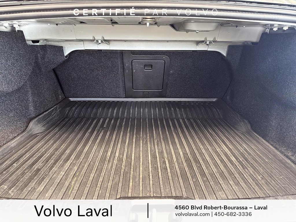Volvo S60 Momentum 2022 à Laval, Québec - 17 - w1024h768px