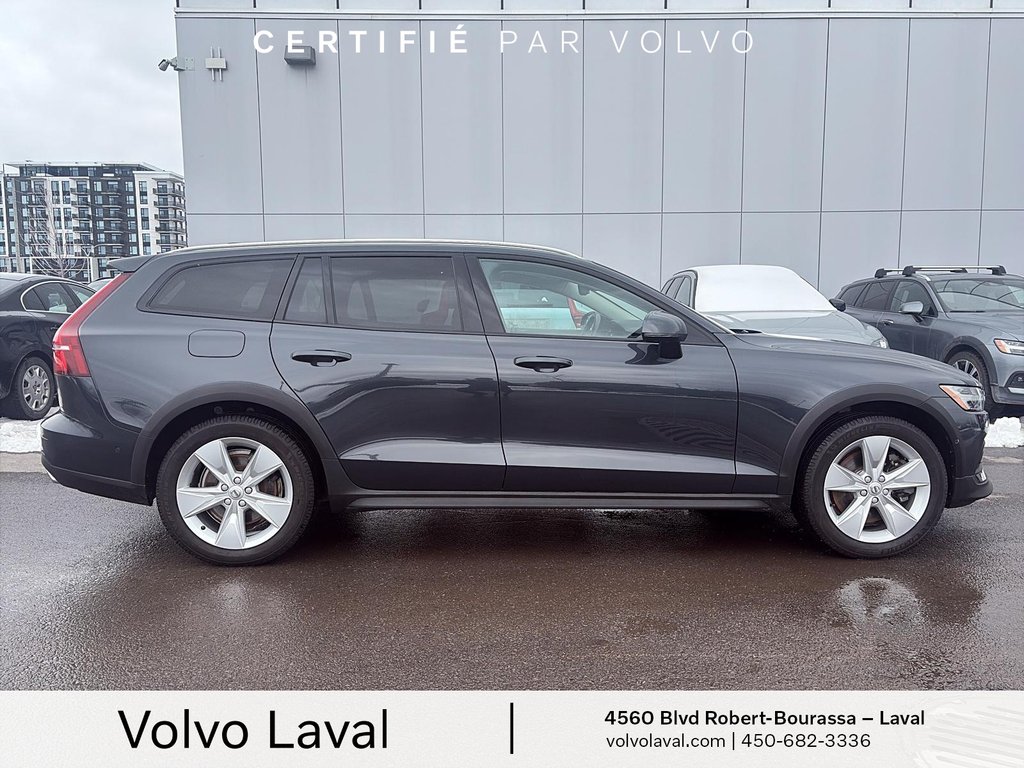 Volvo V60 Cross Country BASE 2020 à Brossard, Québec - 8 - w1024h768px