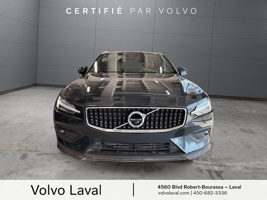 2020 Volvo V60 Cross Country in Laval, Quebec - 2 - w1024h768px