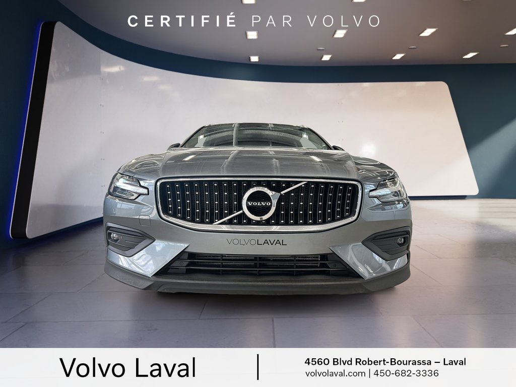 Volvo V60 Cross Country BASE 2021 à Laval, Québec - 2 - w1024h768px