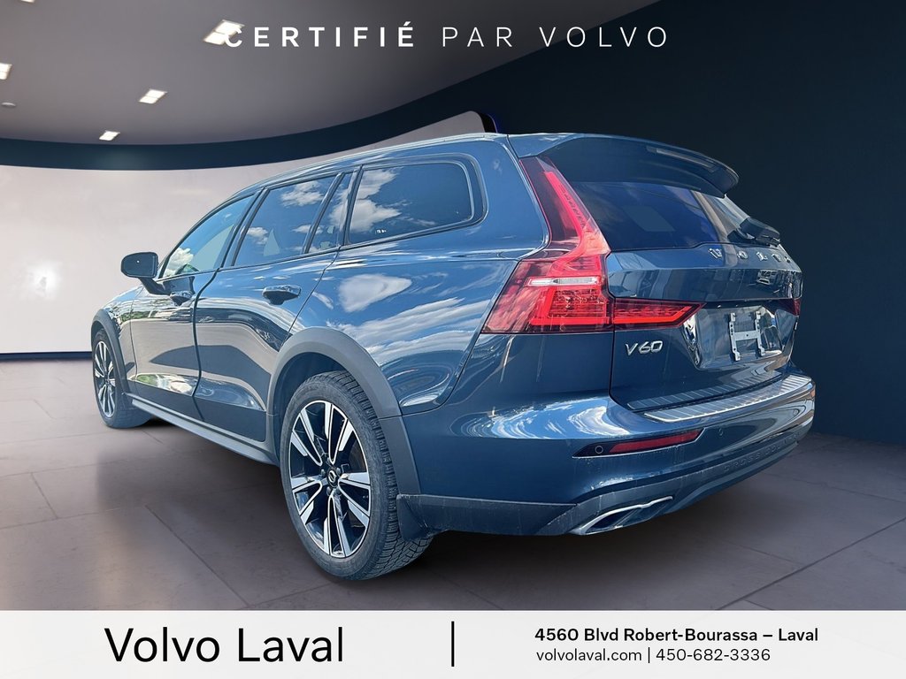 2021 Volvo V60 Cross Country BASE in Laval, Quebec - 3 - w1024h768px