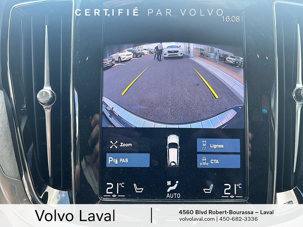 2021 Volvo V60 Cross Country BASE in Laval, Quebec - 12 - w1024h768px