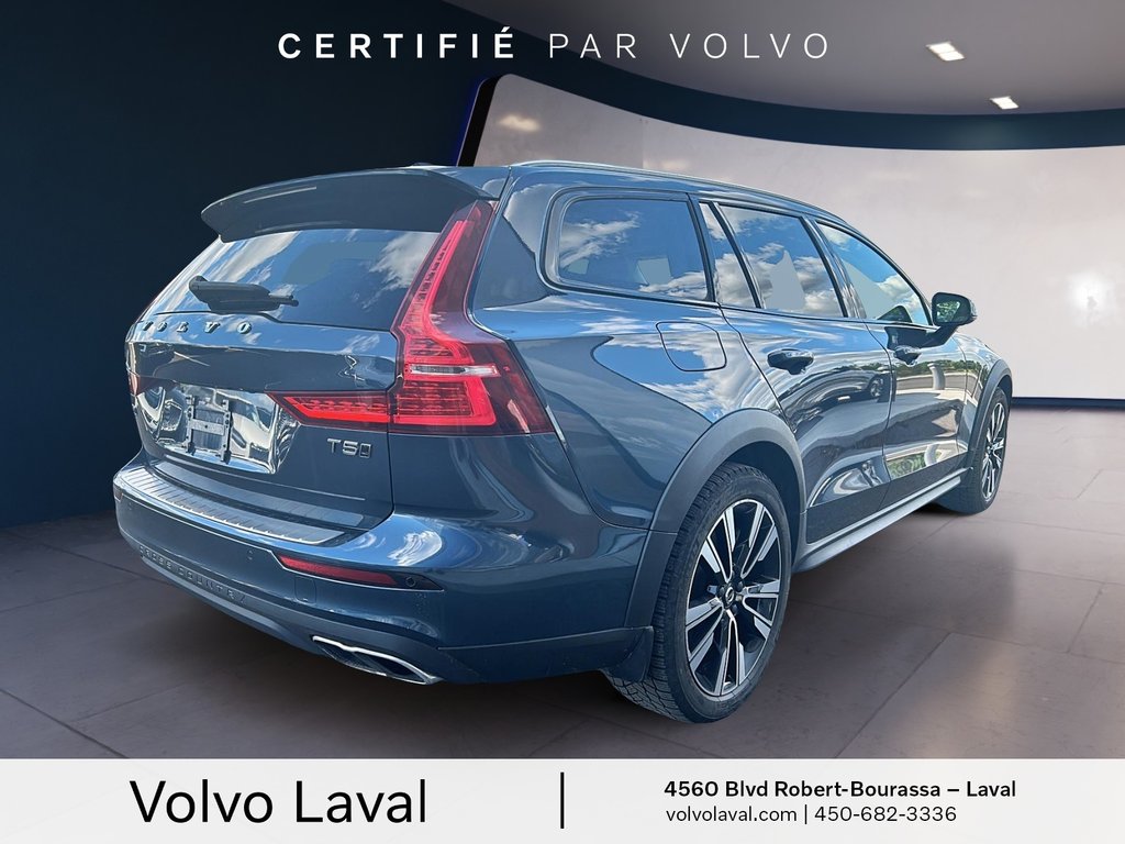 2021 Volvo V60 Cross Country BASE in Laval, Quebec - 4 - w1024h768px