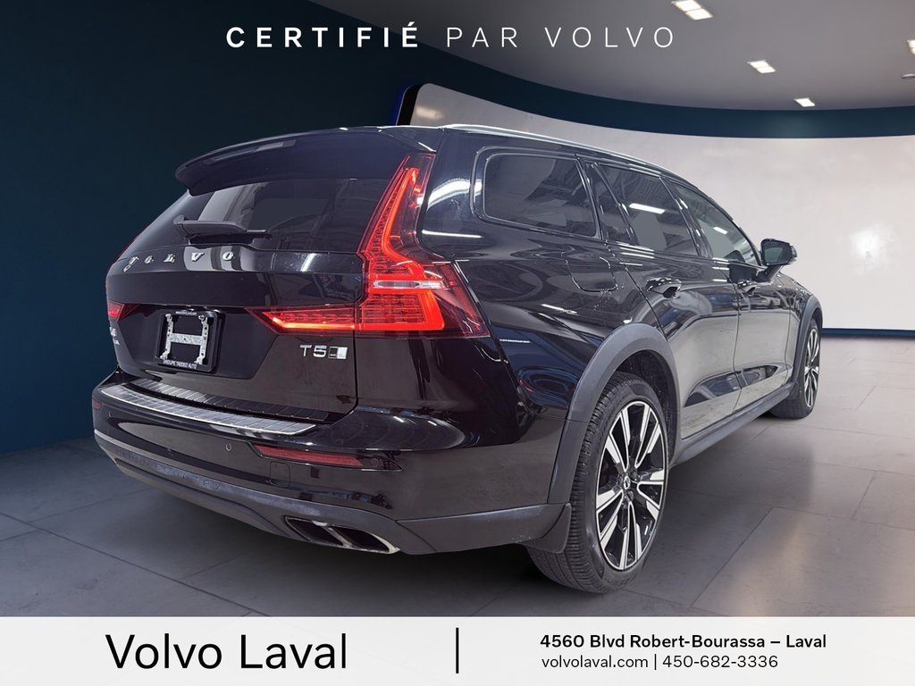 Volvo V60 Cross Country BASE 2021 à Laval, Québec - 4 - w1024h768px