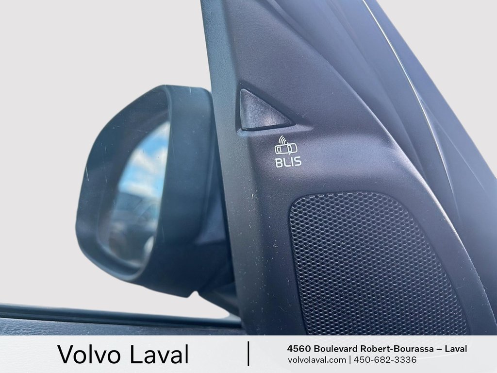 Volvo V60 Dynamic 2018 à Laval, Québec - 12 - w1024h768px